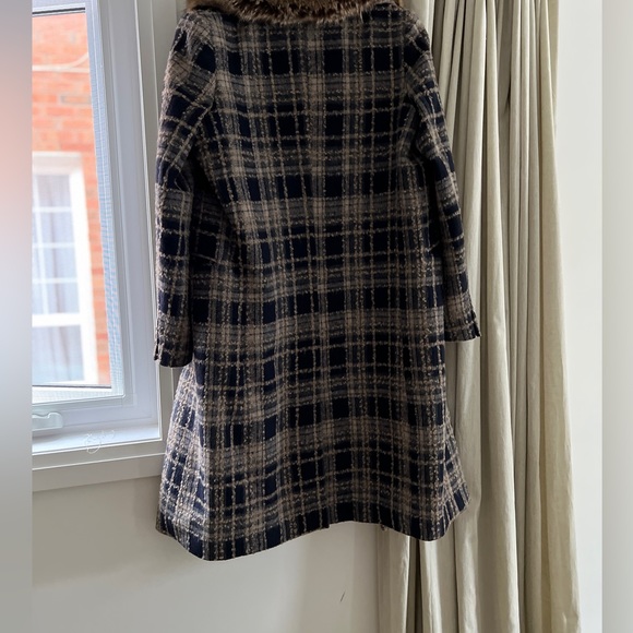 GIANNI FERAUD - womens coat - Picture 6 of 6